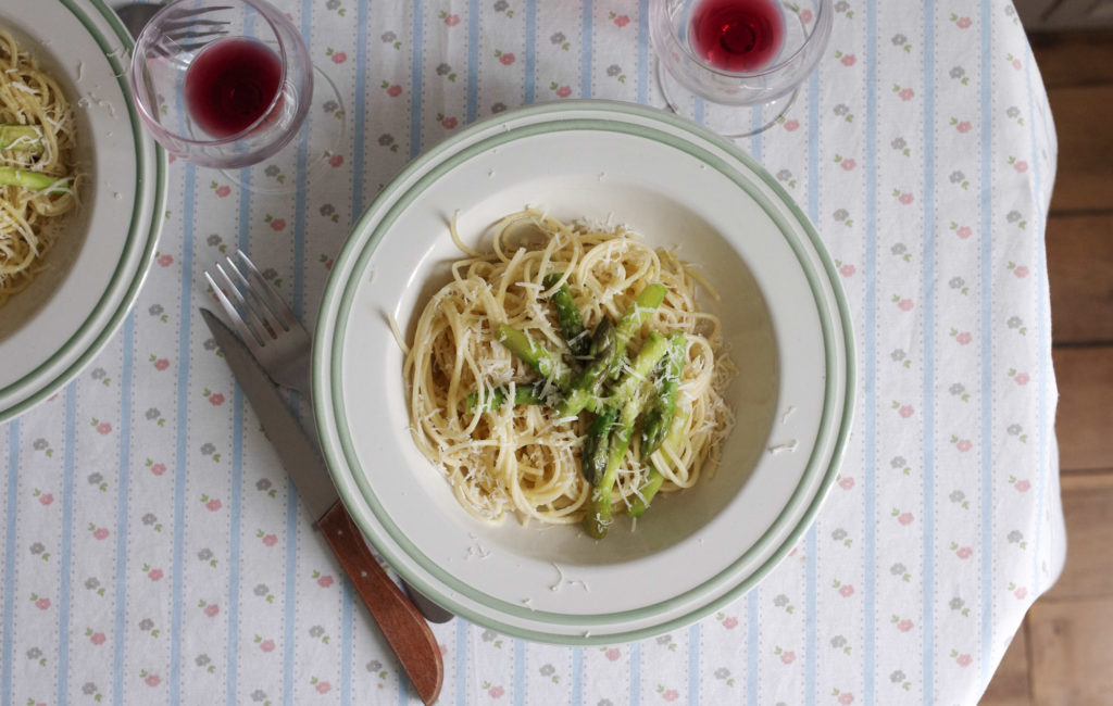 Spaghetti asperges parmesan